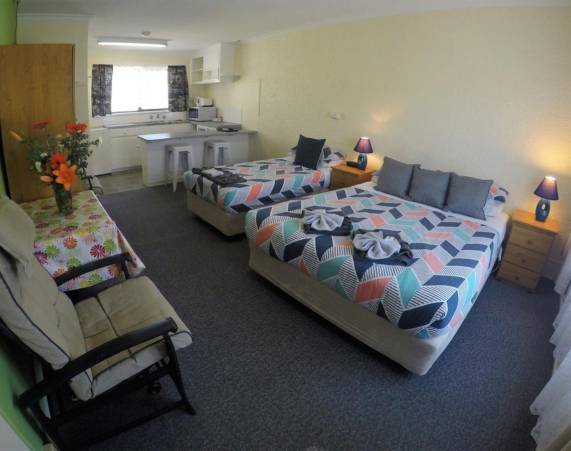 Turn-in Motel Warrnambool Exterior foto