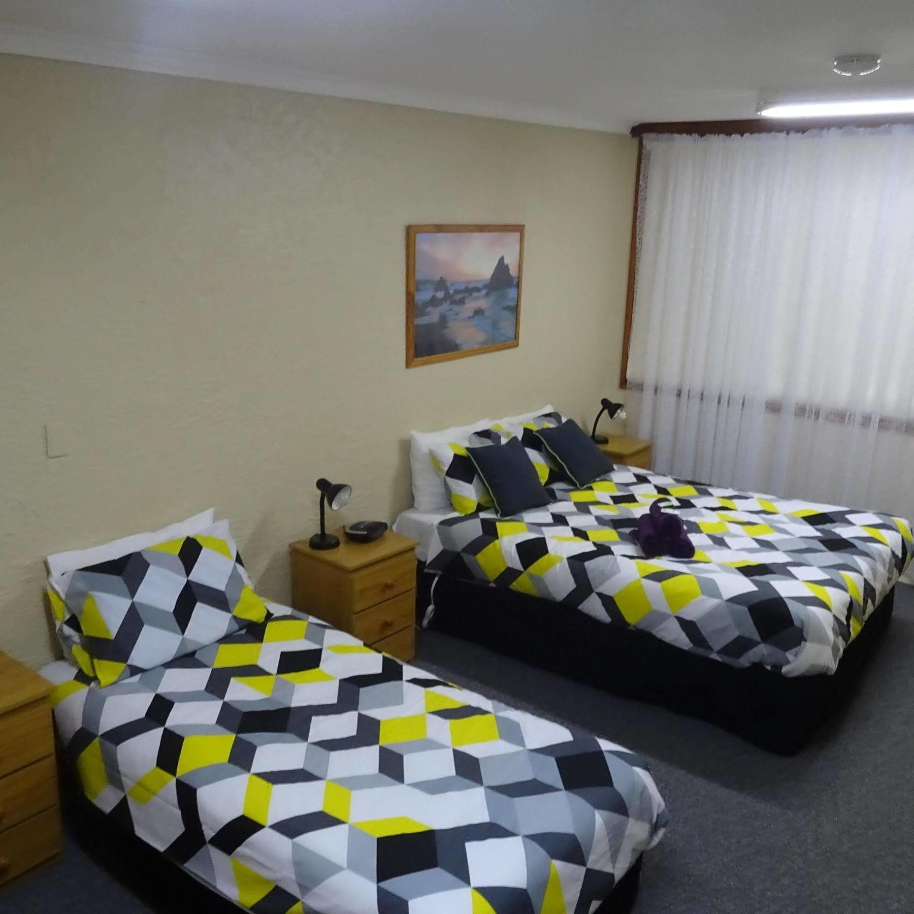 Turn-in Motel Warrnambool Exterior foto
